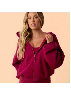 NWT Blogilates Women's Marshmallow Full Zip Hooded Sweatshirt in Burgundy L